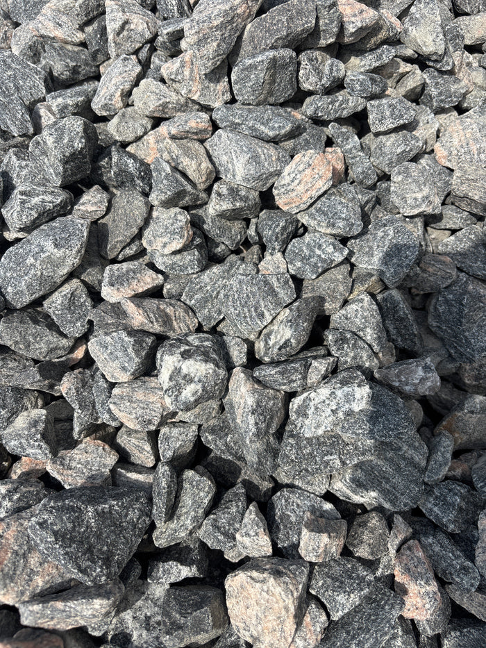 1-2" Black Granite – Bold Decorative Landscape Stone